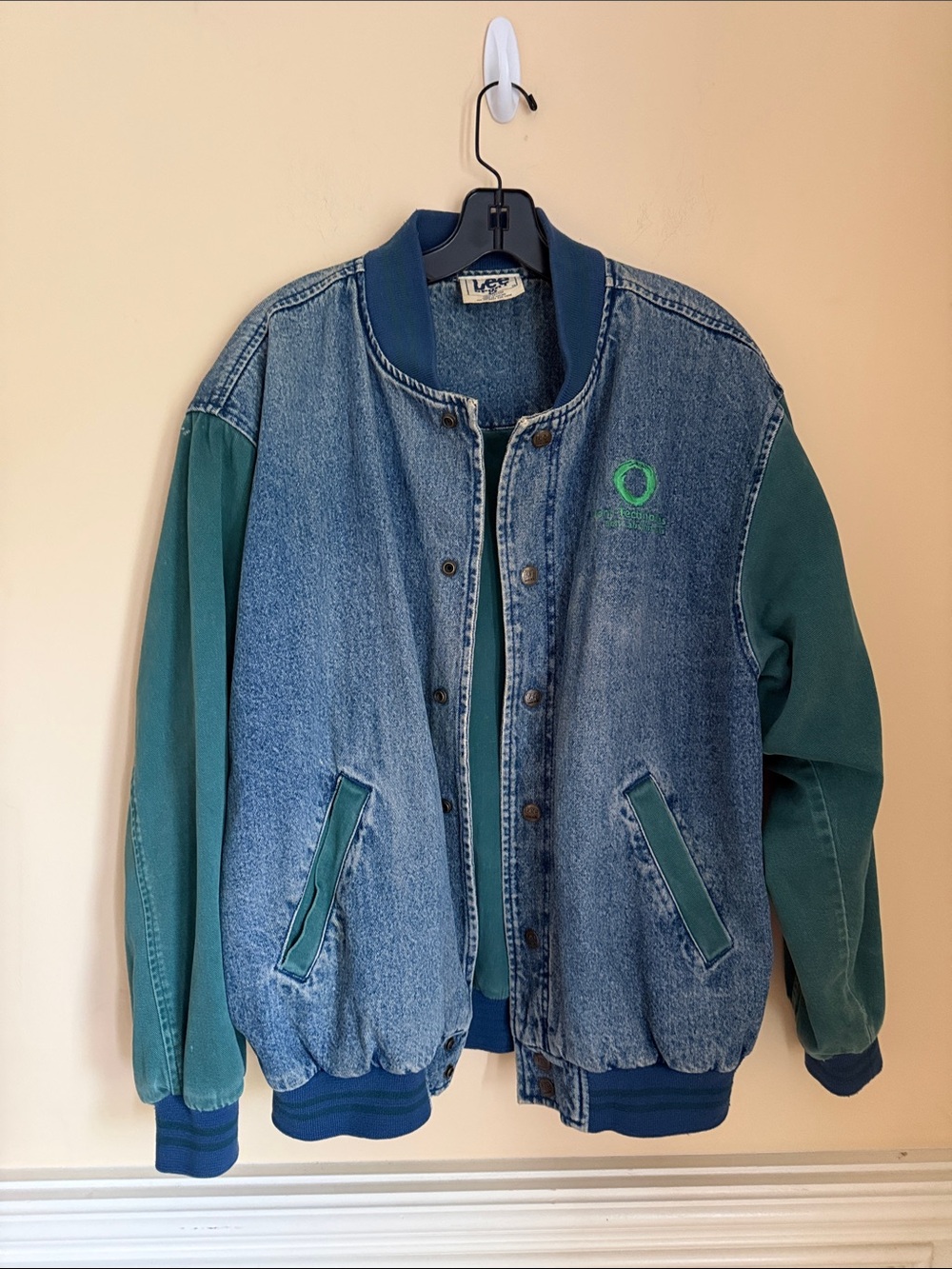Lee Sport Two-Tone Denim Jacket with‎ Teal Sleeves Size Medium